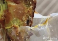 外卖点的羊头骨缝隙里全是蛆虫，消费者起诉店家获赔1000元